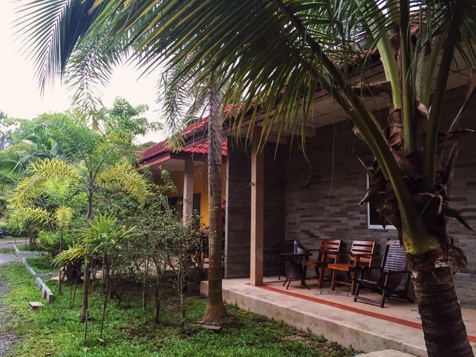 Coconut Bungalow Nai Yang Beach エクステリア 写真