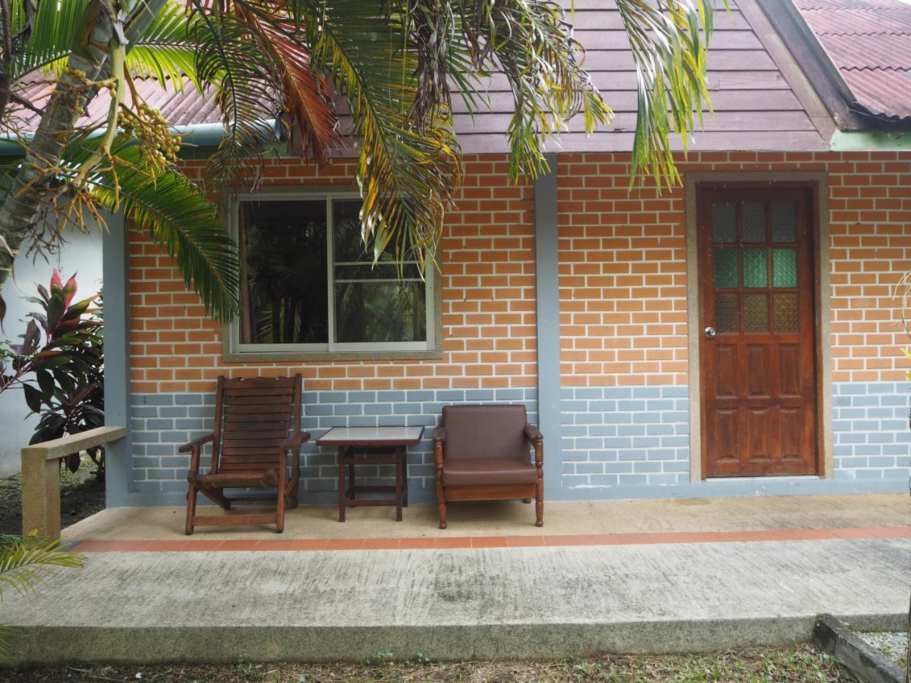 Coconut Bungalow Nai Yang Beach エクステリア 写真