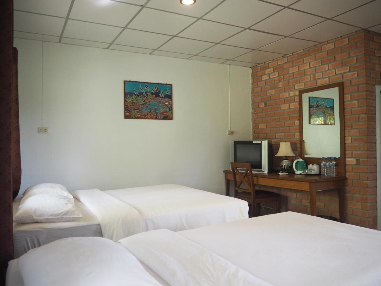 Coconut Bungalow Nai Yang Beach エクステリア 写真